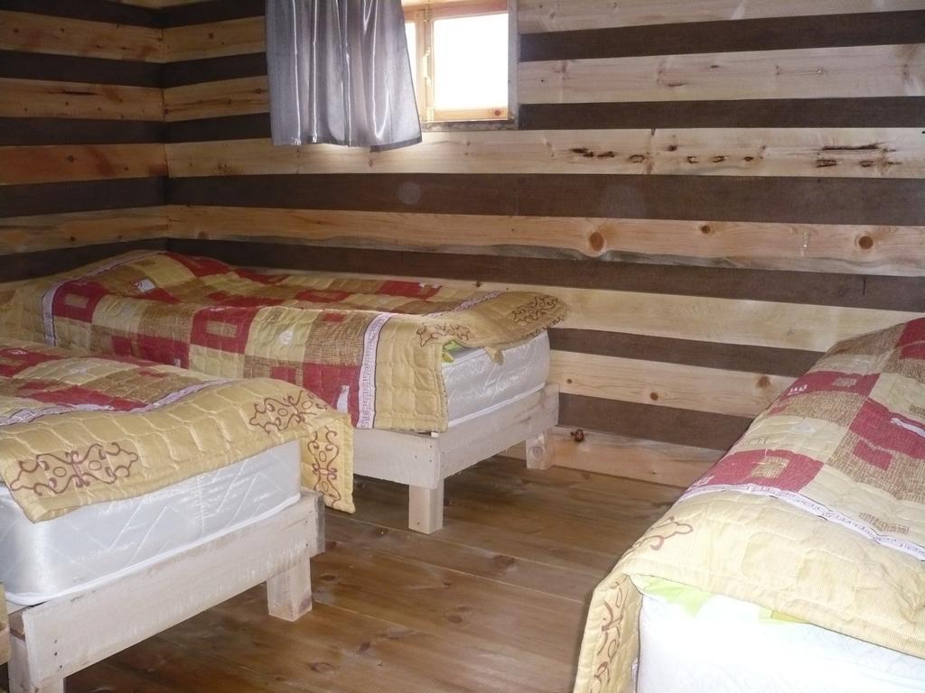 Guesthouse Javakhe Omalo Rum bild